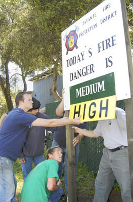 Owens trains citizens in preparedness