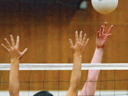 SLV volleyball defeats SV rivals