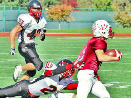 Football teams fall in first round