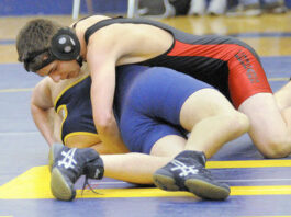 Sports Shorts: SLV wrestlers win, SV girls soccer keeps streak alive