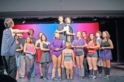 Local students tune up for show