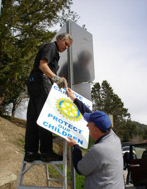 Valley People: SV Rotary posts roadside signs