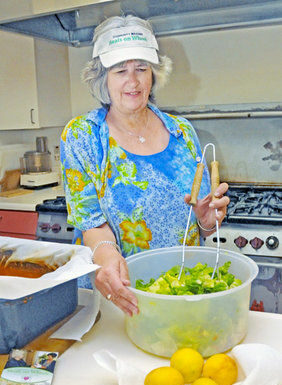 SV senior center welcomes Meals on Wheels