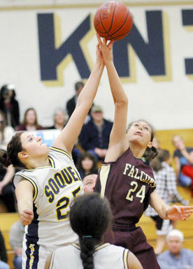 SV girls drop Soquel; boys fall in league opener
