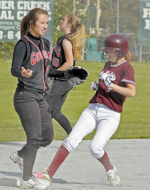 Falcon softball beat Cougars