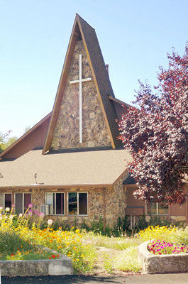 Felton church turns 50