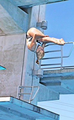 Valley Neighbors: Elite diver still on Olympic track