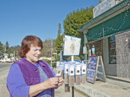 Stars align for gift shop’s move