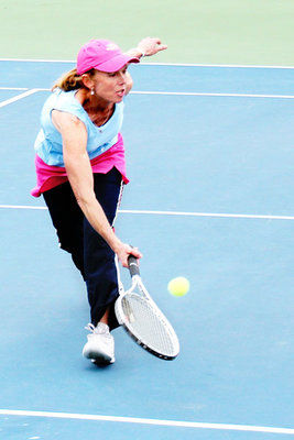 Valley Neighbors: Tennis pro shares love of the game