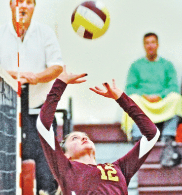 Girls volleyball reaches semifinals