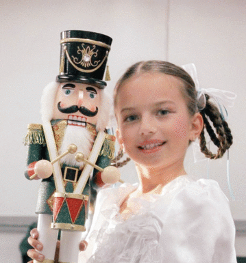 Dance studio offers free Nutcracker performances