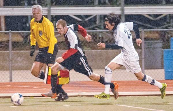 Falcons tie, Cougars fall in tight contest