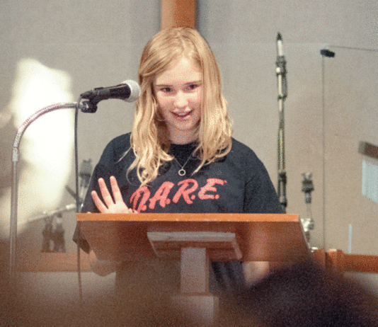 Baymonte students graduate from D.A.R.E. program
