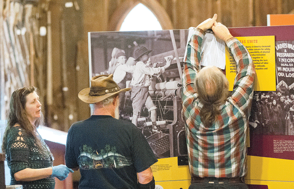 Smithsonian sends exhibit to Boulder Creek
