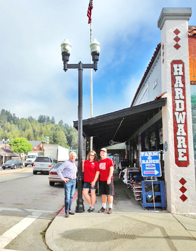 Boulder Creek gets new streetlights