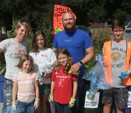 Families collect tons of trash