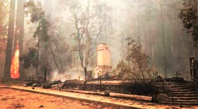 CZU Lightning Complex Fires Damage Map CZU August Lightning Complex fires debris flow