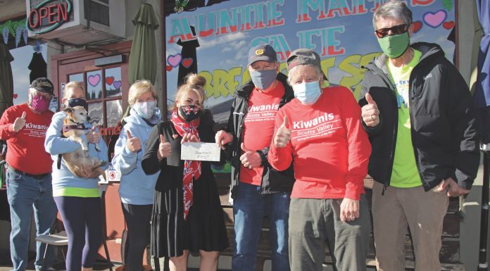 Scotts Valley Kiwanis help local cafe Scotts Valley Kiwanis auntie mame's