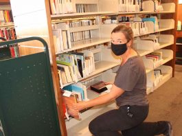 Felton library opens indoor browsing Felton Branch Library