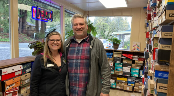 Beck’s Shoes opens Boulder Creek location to much fanfare