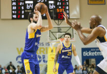 Image for display with article titled Photos: Santa Cruz Warriors vs. Salt Lake City Stars