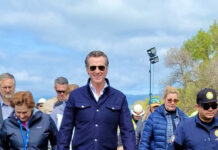 Image for display with article titled Governor Gavin Newsom Returns to Central Coast for Another Storm Damage Tour