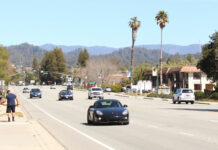 Image for display with article titled City of Scotts Valley adopts new streetlight banner policy
