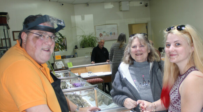 Owners of Scotts Valley Jewelers to retire in September