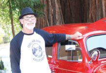 Image for display with article titled Santa Cruz Mountains Classic Car Show continues disaster recovery efforts