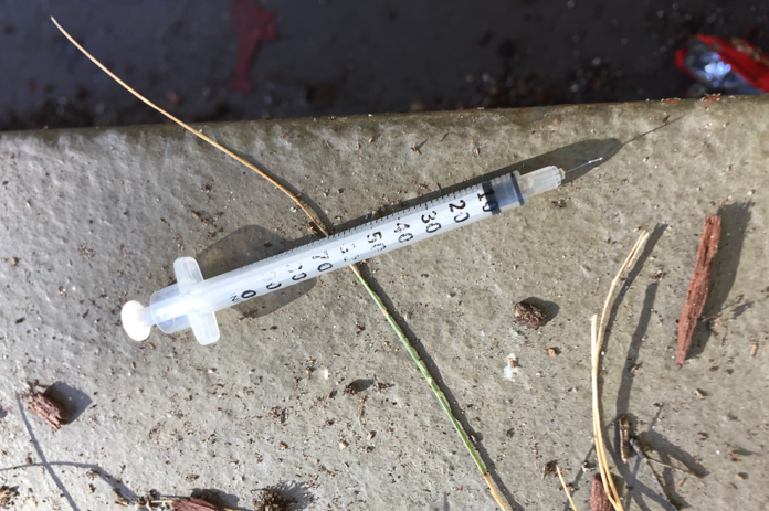 syringe litter