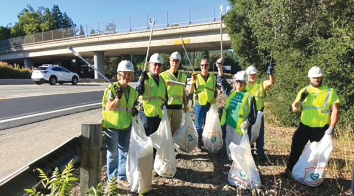 Kiwanis Club of Scotts Valley cleans up