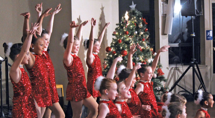 Annual Light Up the Night brings holiday spirit to Scotts Valley