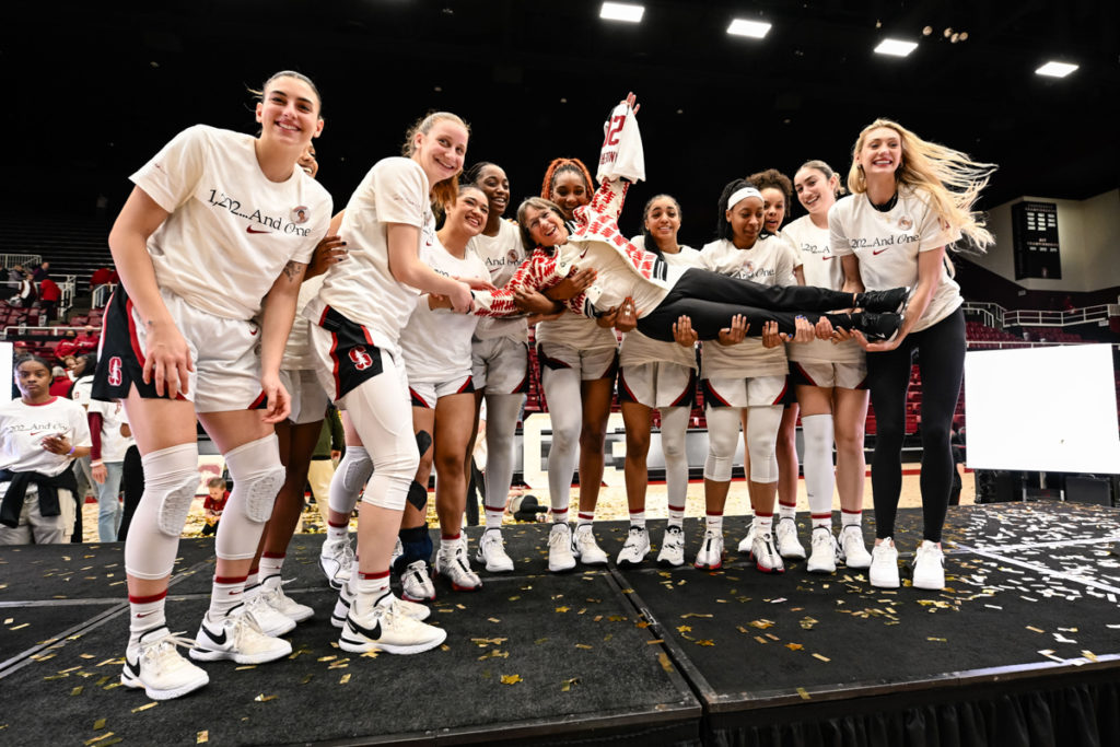 Image for display with article titled Photos: Stanford’s VanDerveer becomes all-time NCAA’s basketball leader in wins