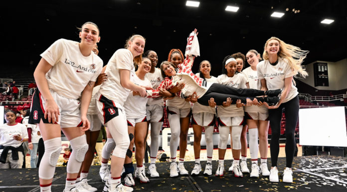 Photos: Stanford’s VanDerveer becomes all-time NCAA’s basketball leader in winsÂ