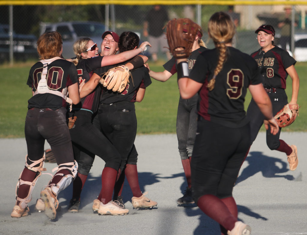 Image for display with article titled Scotts Valley Takes Down SLV to Capture SCCAL Crown | High School Softball