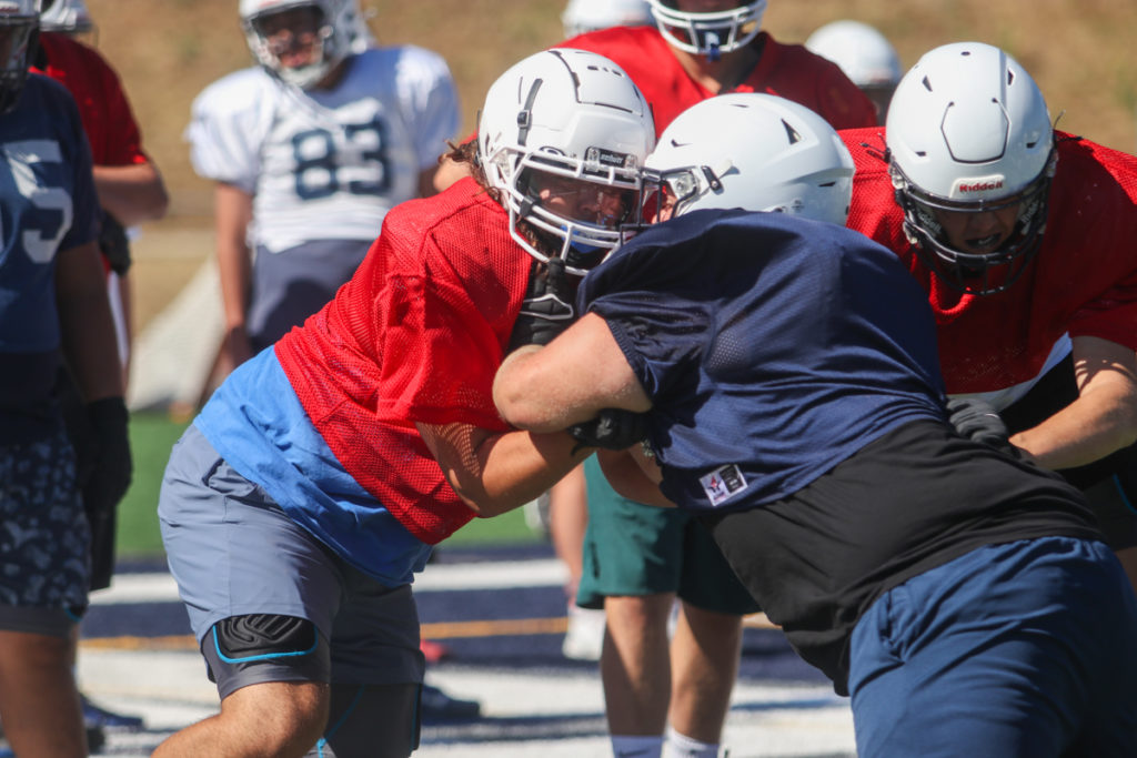 Image for display with article titled Mariners Set Course for Turnaround Season in Gabilan Division | PCAL Football Preview