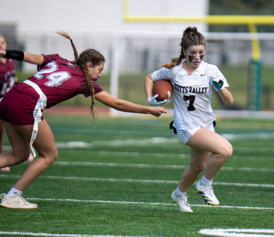 Late rally helps Falcons take down Aptos in SCCAL title game | Girls flag football