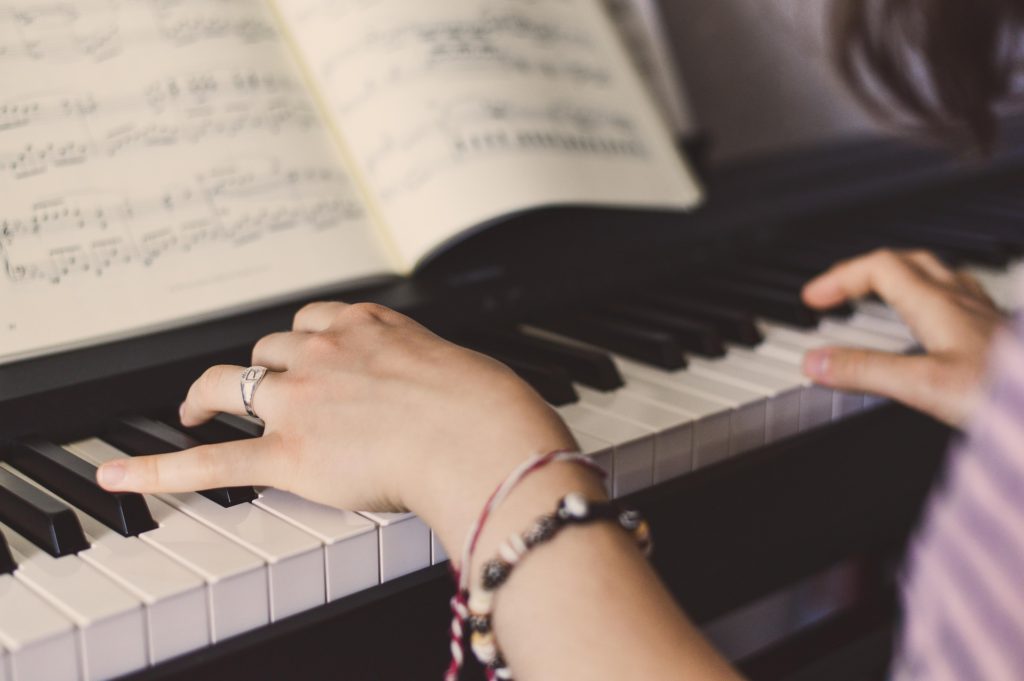 Image for display with article titled Music Grants Empower Local Youth Through Instrumental Education
