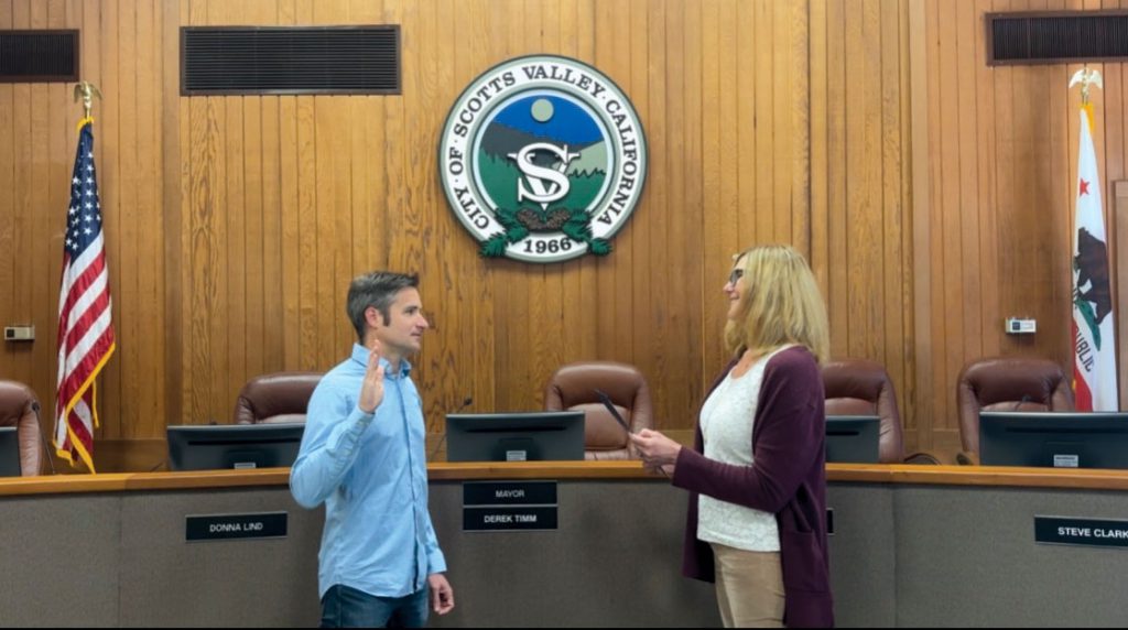 Greg Wimp swears in