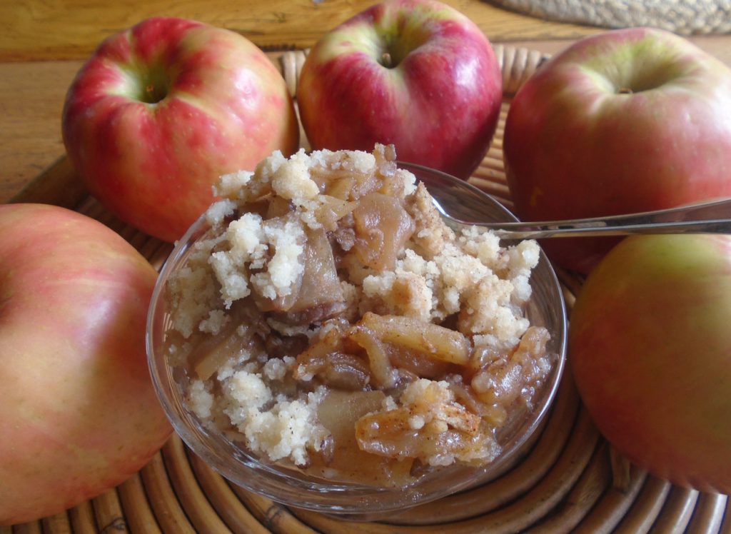 Food apple cobbler