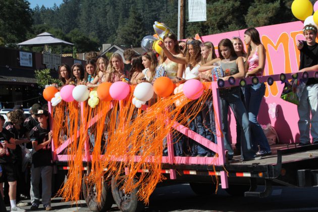 San Lorenzo Valley High School Homecoming Parade