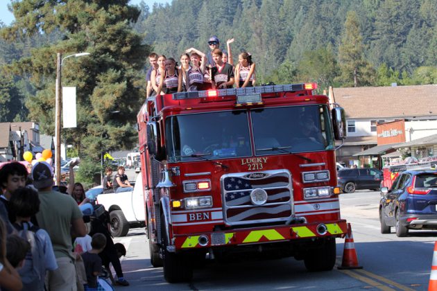San Lorenzo Valley High School Homecoming Parade