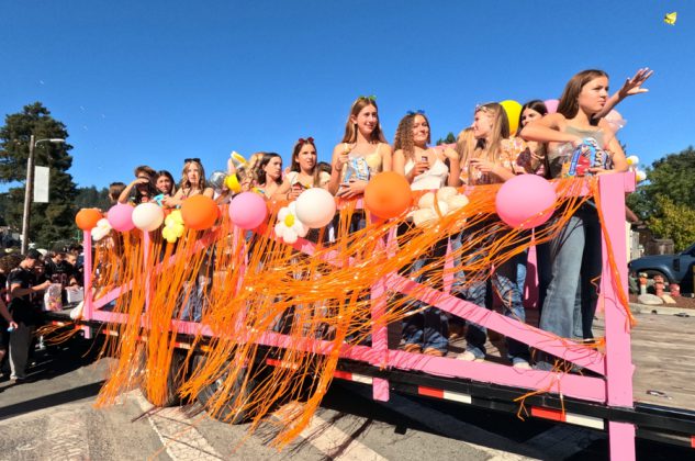 San Lorenzo Valley High School Homecoming Parade