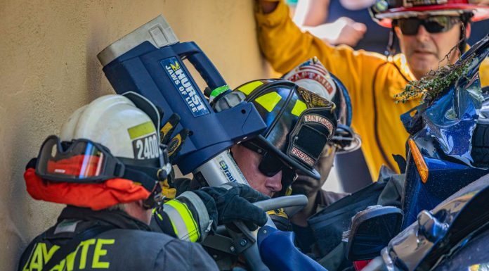 San Lorenzo Valley fire districts receive $160K grant for new extrication equipment Firefighters use Jaws of Life