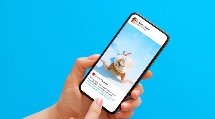Best Sites for Instagram Likes: Top 5 Platforms for Reliable and Sustainable Growth Phone user reading a social media post