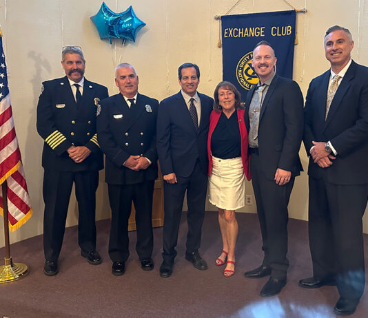 Mayor’s Message | Honoring Our Military and First Responders Mayor with first responders