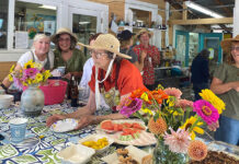 Santa Cruz Mountains Art Center fights to stay affordable for community Santa Cruz Mountains Art Center volunteers