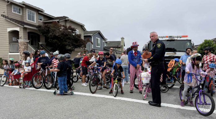 Skypark celebrates 4th of July with annual bike parade Independence Day Kids Bike Parade