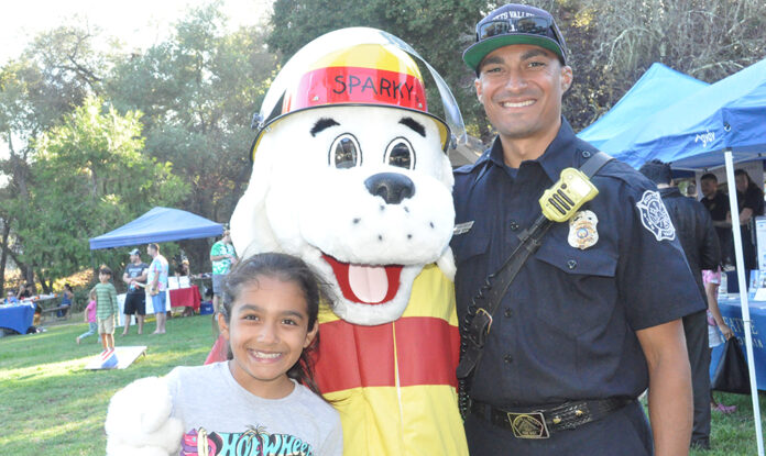 8 NNO Sparky SVFD DSC_0802 National Night Out