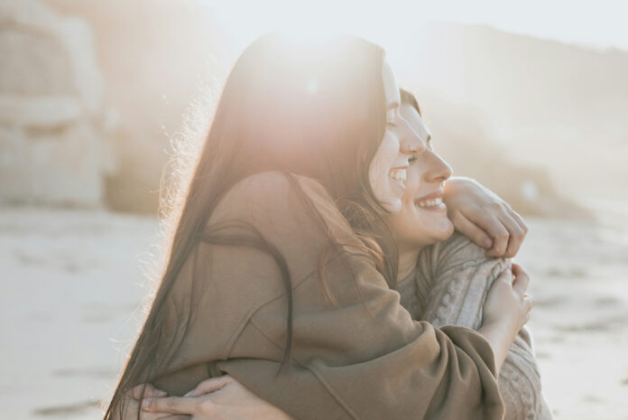 TherapyWorks friends a-c-41M2UBnZA-k-unsplash friendship